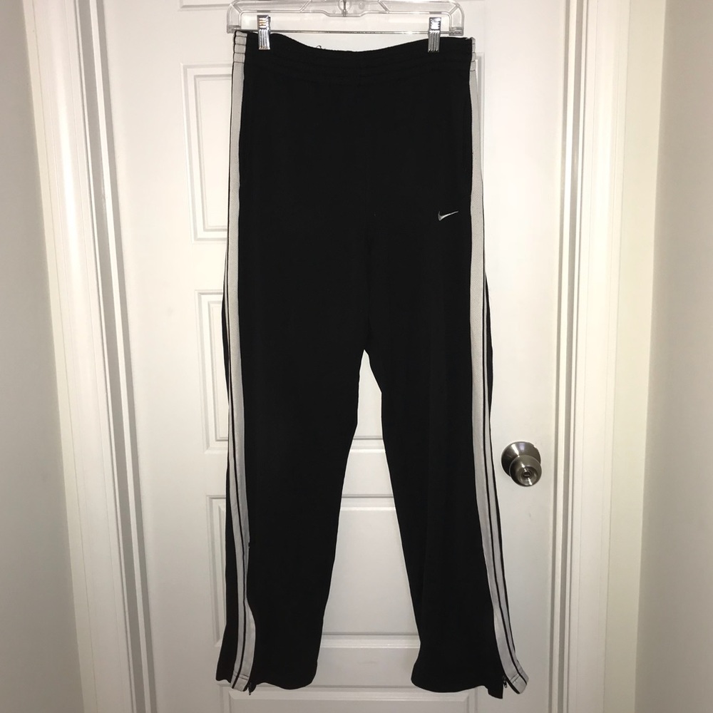 🔴 🎉2.23.19 HP🎉Men’s Black Nike Basketball Pants